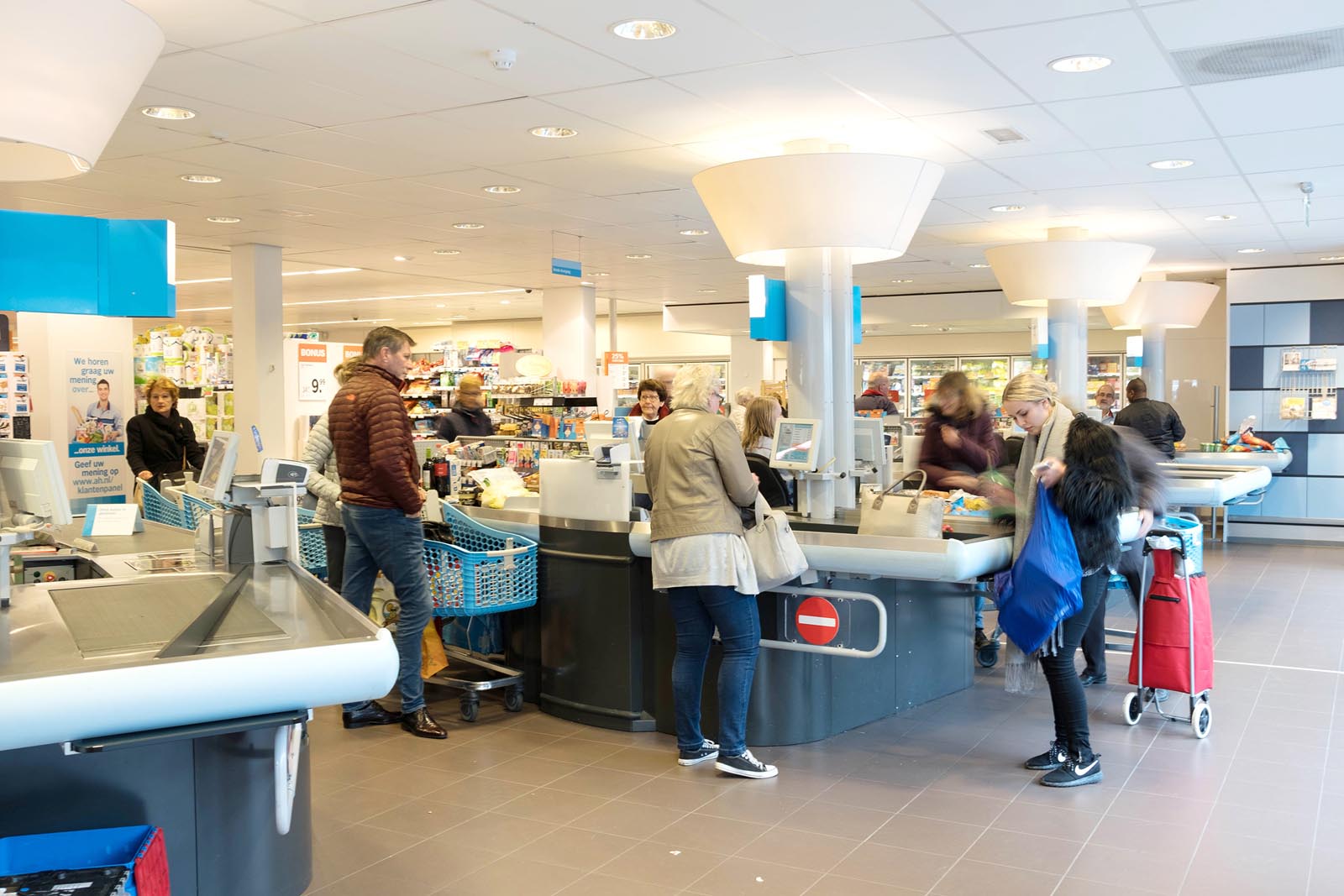 Aangepaste openingstijden tijdens de feestdagen AH Schootenplaza Den